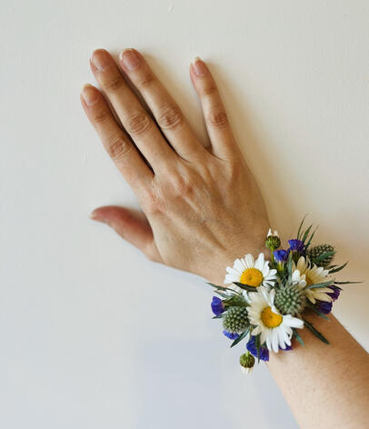 Corsage Corsage